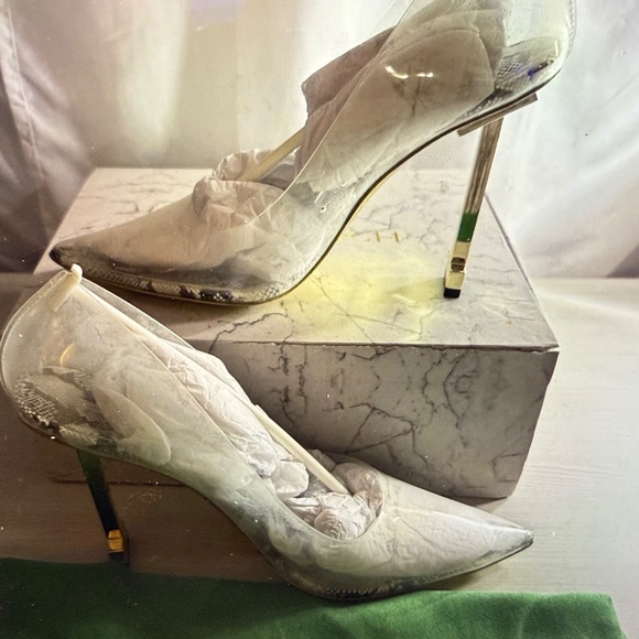 Jessica Rich White and Gold Heels - Picture 5 of 16